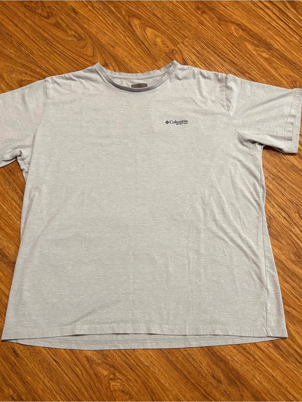 Columbia PFG Men’s Gray Short Sleeve T-shirt - American Flag With Fish - XL